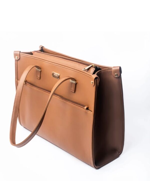brown-leather-tote-bag
